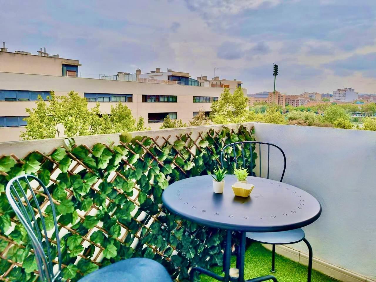 Apartamento Daniel サラゴサ エクステリア 写真